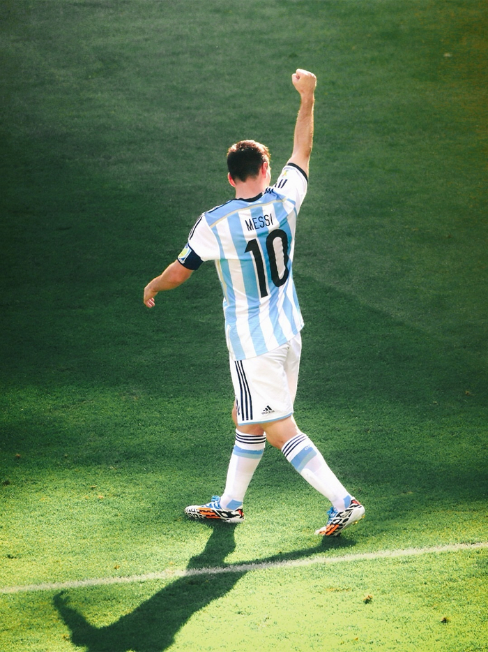 梅西17年前首披国家队10号战袍开启传奇之路