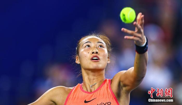 郑钦文首次闯入年终总决赛,因身体原因宣布退