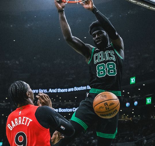 凯尔特人逆转猛龙终结连败 塔图姆布朗联手轰