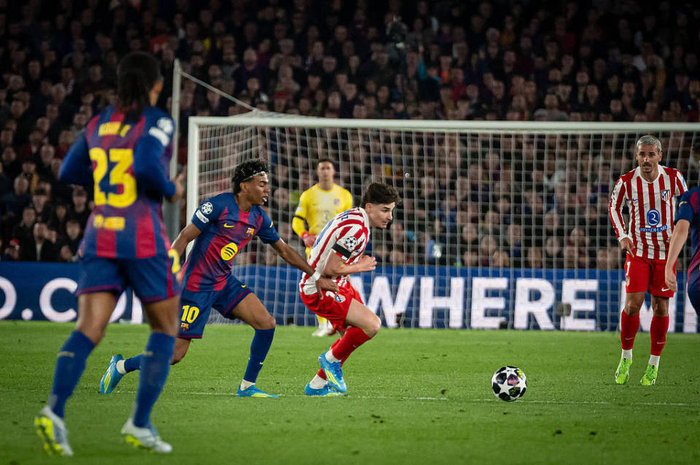 巴萨重金挖角马竞锋霸 阿尔瓦雷斯面临抉择