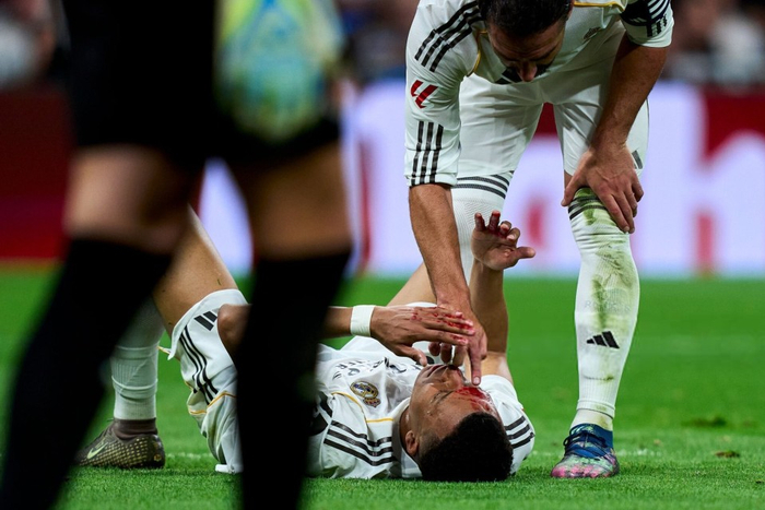 皇马质疑西甲裁判系统性误判 指争议判罚与VAR对