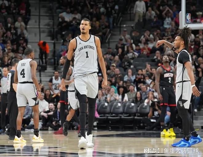 马刺145-120大胜火箭 创单场失分纪录引质疑